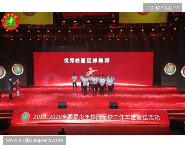 帕尼尼球星卡肥包足球稀有度解析与收藏价值评估 帕尼尼球星卡肥包足球稀有度解析与收藏价值评估